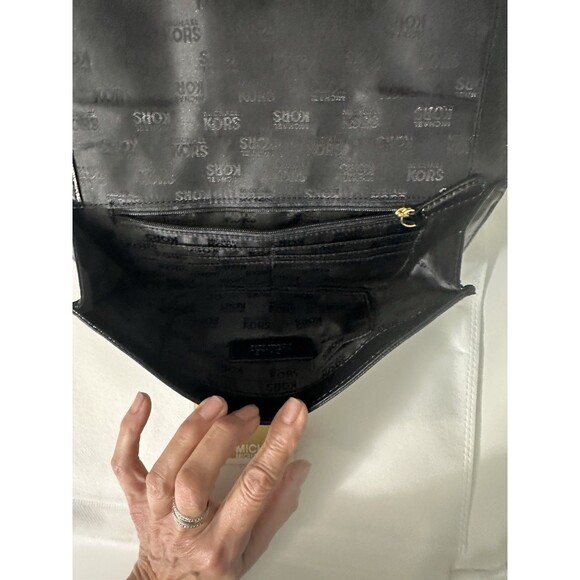 MICHAEL KORS Sutton Black Leather Clutch Gold Buckle Handbag Evening Bag New! - Picture 2 of 6